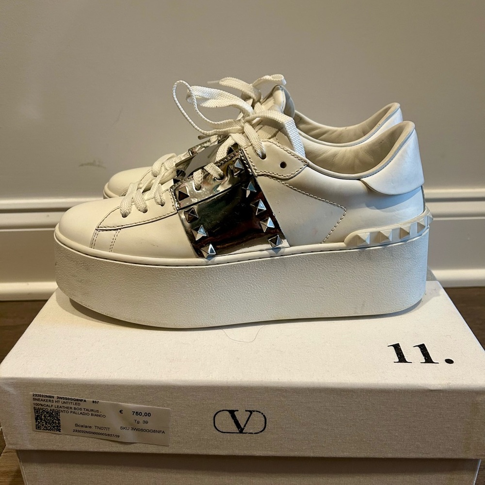 Valentino Rockstud Leather Platform Sneakers Size 39 IT